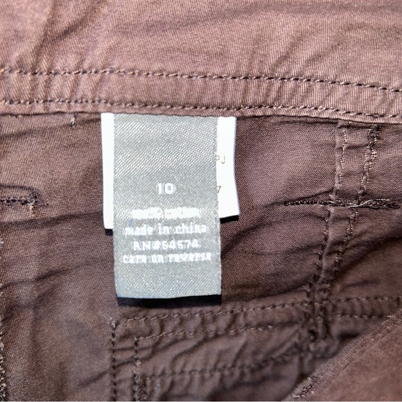 Brown cargo shorts waist size 34 inches - Picture 2 of 4